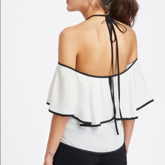 Contrast Flounce Halter Top - Picture 4 of 4